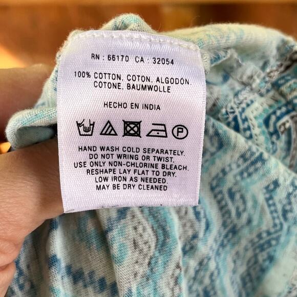 Akemi + Kin Women's Blue Embellished Roll Sleeve Top Size XS - Picture 8 of 8